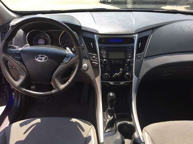 2012 Hyundai Sonata SE 4dr Sedan 6A